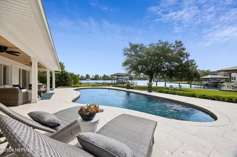 5135 Pirates Cove Rd, Jacksonville, FL 32210