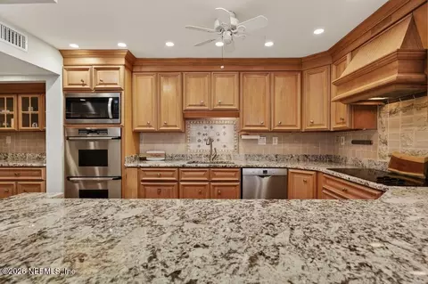 Kitchen - 3324 Harbor Dr, Saint Augustine, FL 32084 photo 3 of 11
