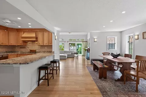 Dining - 3324 Harbor Dr, Saint Augustine, FL 32084 photo 1 of 6
