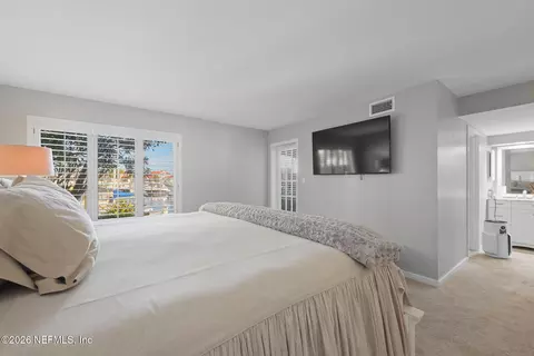 Bedroom - 3219 Harbor Dr, Saint Augustine, FL 32084 photo 2 of 7