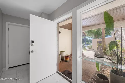 Entry Way - 3219 Harbor Dr, Saint Augustine, FL 32084 photo 1 of 6