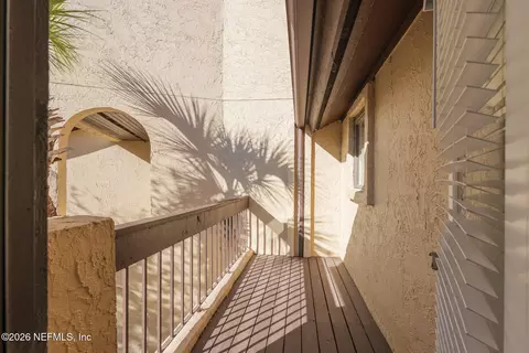 Entry Way - 3219 Harbor Dr, Saint Augustine, FL 32084 photo 5 of 6