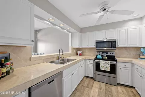 Kitchen - 3219 Harbor Dr, Saint Augustine, FL 32084 photo 2 of 3
