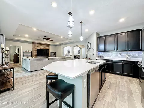 Kitchen - 39 Athens Dr, Saint Augustine, FL 32092 photo 3 of 4