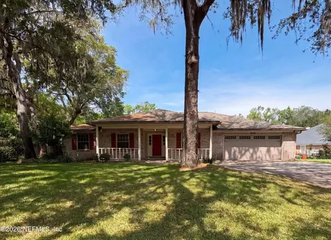 550 Remington Forest Dr, Saint Johns, FL 32259