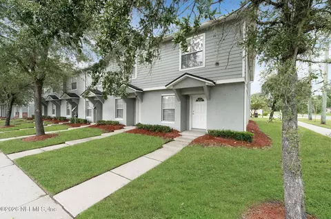 8400 Mcgirts Village Ln, Jacksonville, FL 32210