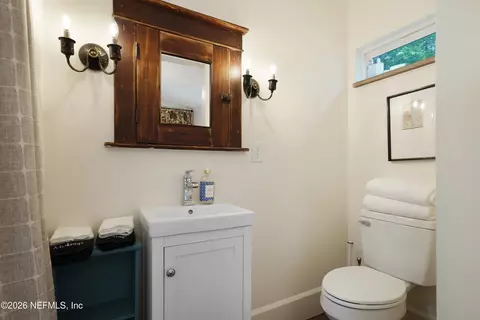 Bath - 16 Locust St, Saint Augustine, FL 32084 photo 3 of 5