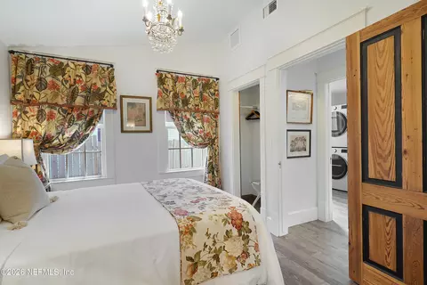 Bedroom - 16 Locust St, Saint Augustine, FL 32084 photo 7 of 11
