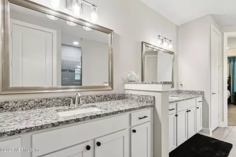 Bath - 36501 Shortleaf Ave, Hilliard, FL 32046 photo 1 of 5