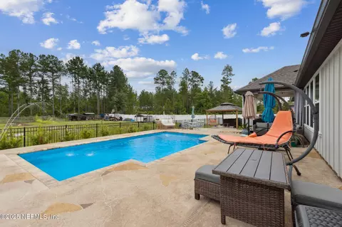 Exterior - 36501 Shortleaf Ave, Hilliard, FL 32046 photo 8 of 8