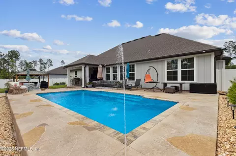 Exterior - 36501 Shortleaf Ave, Hilliard, FL 32046 photo 2 of 8