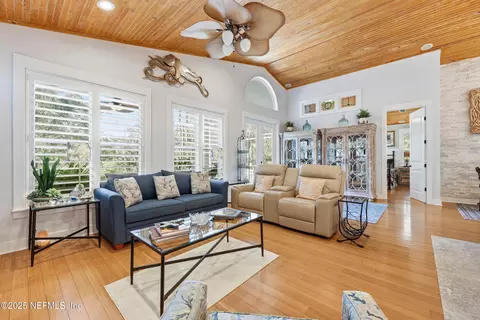 Living - 14 Althea St, Saint Augustine, FL 32084 photo 1 of 2