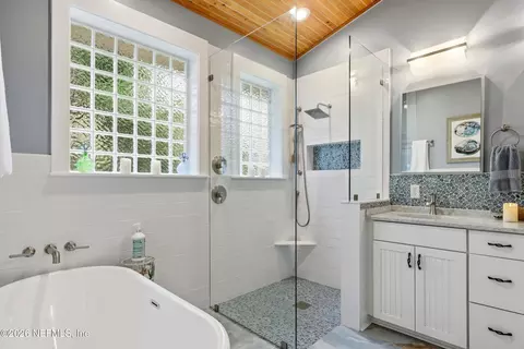 Bath - 14 Althea St, Saint Augustine, FL 32084 photo 1 of 4