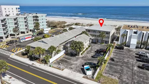 811 1st St UNIT 10, Jacksonville Beach, FL 32250