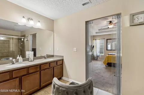 Bath - 96034 Bass Ln, Yulee, FL 32097 photo 1 of 4