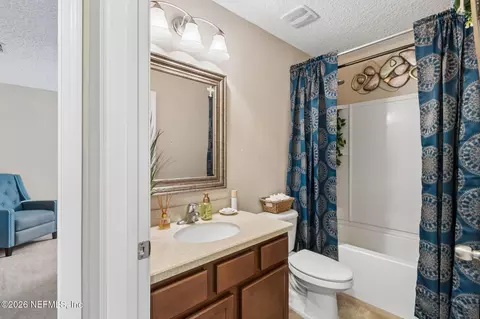 Bath - 96034 Bass Ln, Yulee, FL 32097 photo 3 of 4