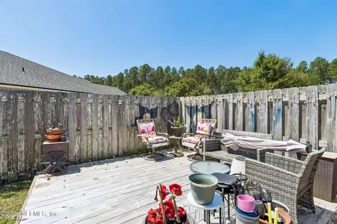 Exterior - 96034 Bass Ln, Yulee, FL 32097 photo 6 of 7