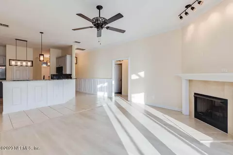 Living - 813 W American Eagle Dr, Saint Augustine, FL 32092 photo 2 of 4