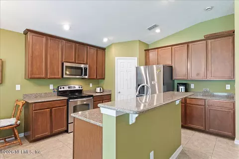 Kitchen - 36 Robin Bay Dr, Saint Augustine, FL 32092 photo 3 of 5
