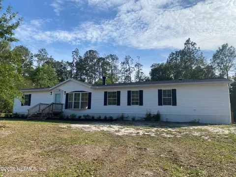 195 Yucca St, Middleburg, FL 32068