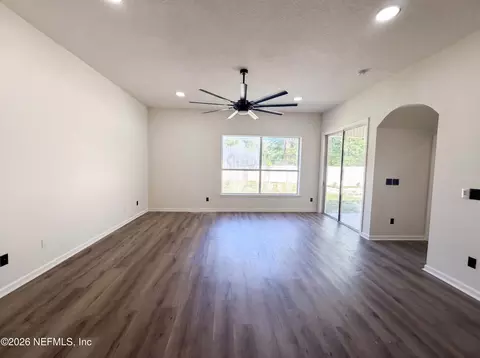 Living - 45168 Ingleham Cir, Callahan, FL 32011 photo 1 of 4