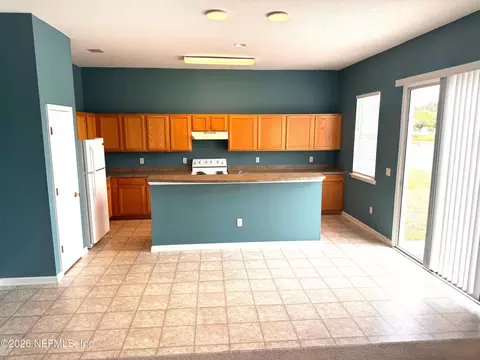 Kitchen - 76236 Long Pond Loop, Yulee, FL 32097 photo 1 of 3