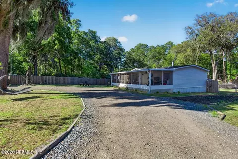 Exterior - 86112 Lofton Ct, Yulee, FL 32097 photo 9 of 27