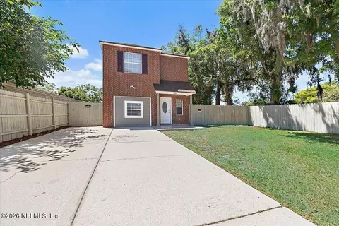 8418 Berry Ave, Jacksonville, FL 32211