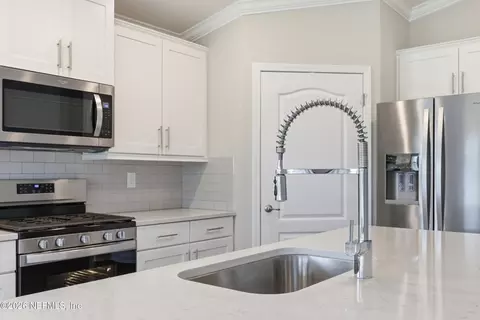 Kitchen - 58 Dove Tree Ln, Saint Augustine, FL 32095 photo 3 of 5