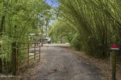 45059 Taylor Rd, Callahan, FL 32011