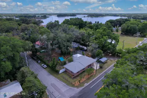 601 Vernon Ave, Crescent City, FL 32112