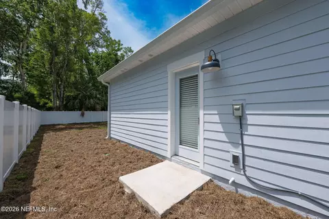 Exterior - 959 Bruen St, Saint Augustine, FL 32084 photo 1 of 3