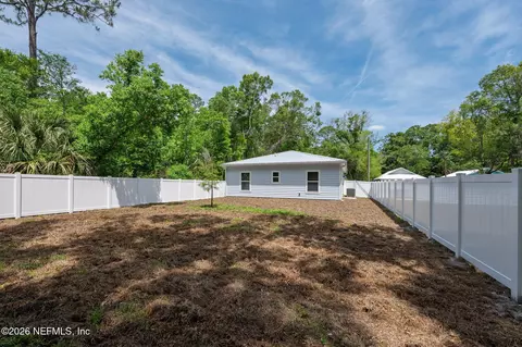 Exterior - 959 Bruen St, Saint Augustine, FL 32084 photo 2 of 3