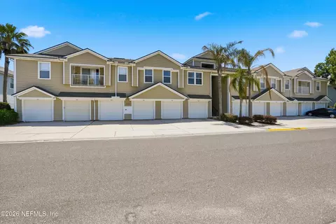 8204 White Falls Blvd #109, Jacksonville, FL 32256