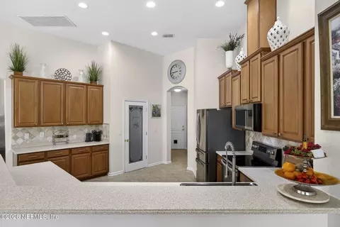 Kitchen - 611 Battersea Dr, Saint Augustine, FL 32095 photo 1 of 4