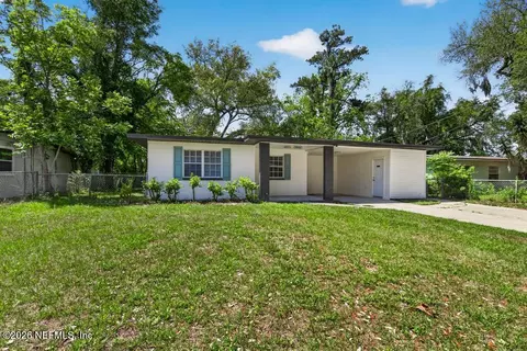 5446 Allamanda Dr, Jacksonville, FL 32210