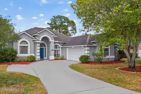 10727 Plum Hollow Dr, Jacksonville, FL 32222