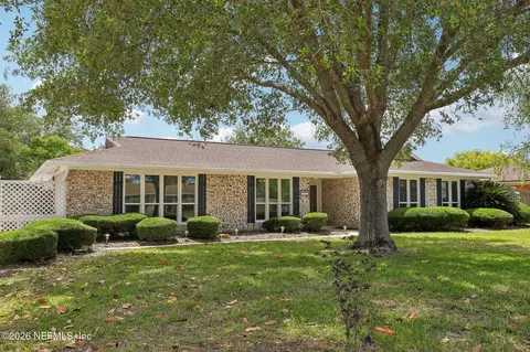 Exterior - 332 Dillon Dr, Orange Park, FL 32073 photo 1 of 8
