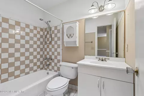Bath - 332 Dillon Dr, Orange Park, FL 32073 photo 1 of 2