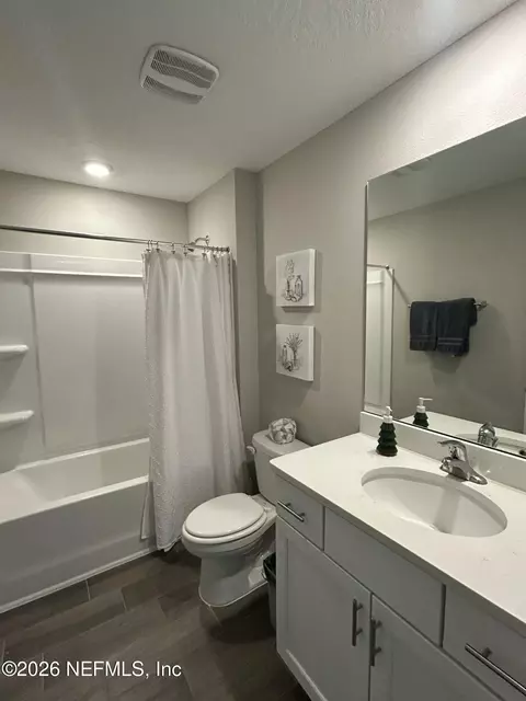 Bath - 316 Zancara St, Saint Augustine, FL 32084 photo 3 of 3