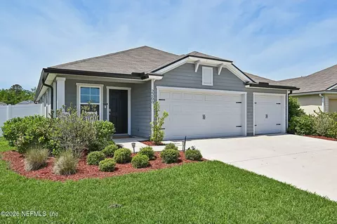 2266 Falling Star Ln, Green Cove Springs, FL 32043