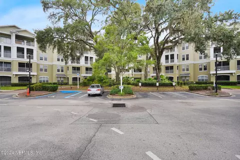 8290 Gate Pkwy W #132, Jacksonville, FL 32216