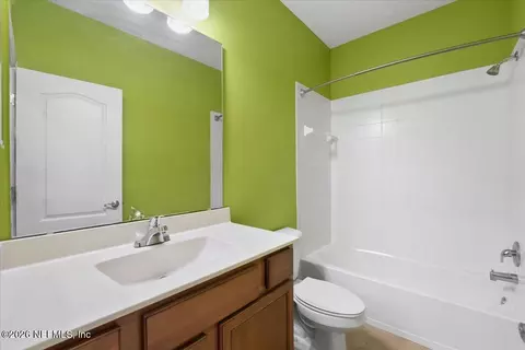 Bath - 1216 Leith Hall Dr, Saint Johns, FL 32259 photo 4 of 4