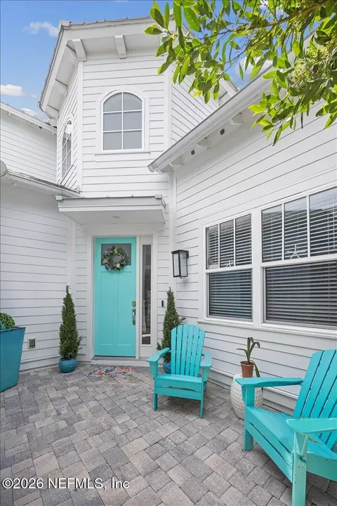 Exterior - 556 Timber Bridge Ln, Atlantic Beach, FL 32233 photo 5 of 15