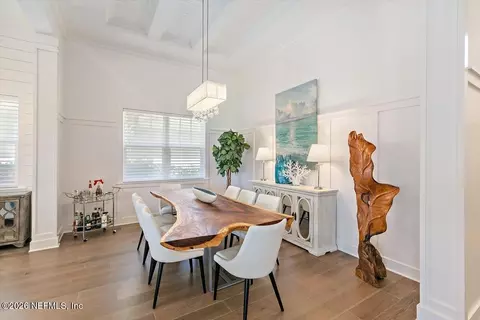 Dining - 556 Timber Bridge Ln, Atlantic Beach, FL 32233 photo 1 of 3