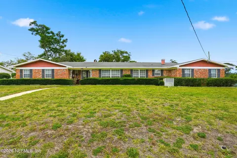 1884 Parkcrest Dr, Jacksonville, FL 32211