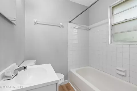 Bath - 1508 Jordan St, Atlantic Beach, FL 32233 photo 2 of 2