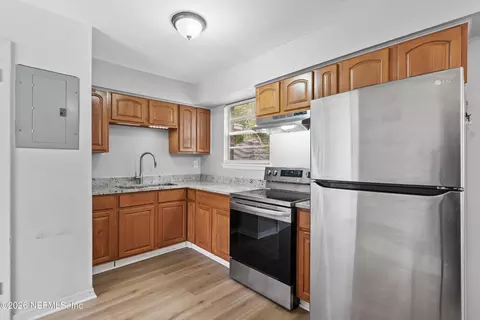 Kitchen - 1508 Jordan St, Atlantic Beach, FL 32233 photo 2 of 3