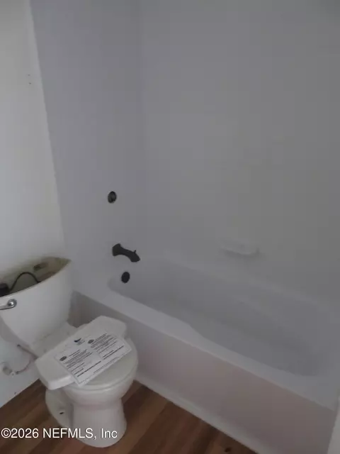 Bath - 495 Islamorada Dr S, Macclenny, FL 32063 photo 5 of 5