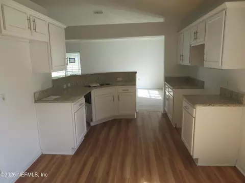 Kitchen - 495 Islamorada Dr S, Macclenny, FL 32063 photo 1 of 1